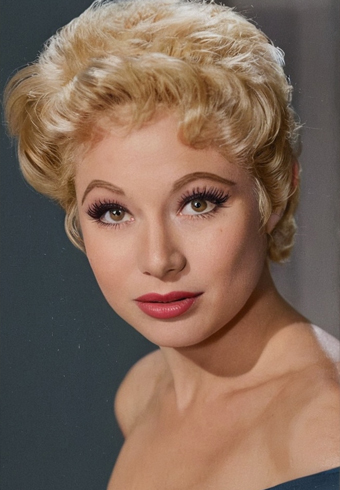 la foto dell'attrice Joyce Jameson, attrice di Hollywood famosa per i suoi ruoli di bionda stupida