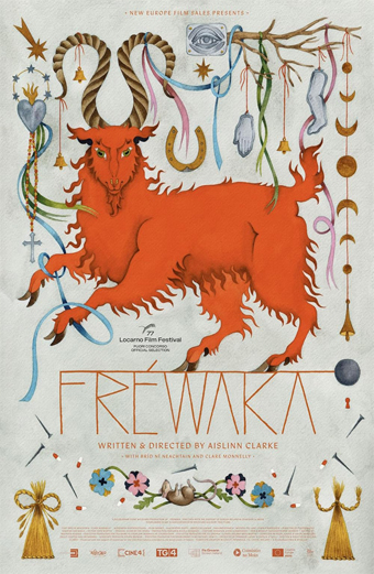 Locandina del film Fréwaka con una grande creatura demoniaca rossa con corna e appendici serpentine circondata da simboli mistici, serpenti, stelle ed elementi decorativi in oro e blu su uno sfondo chiaro, con il titolo del film Fréwaka e i crediti sotto in uno stile horror folcloristico e inquietante.